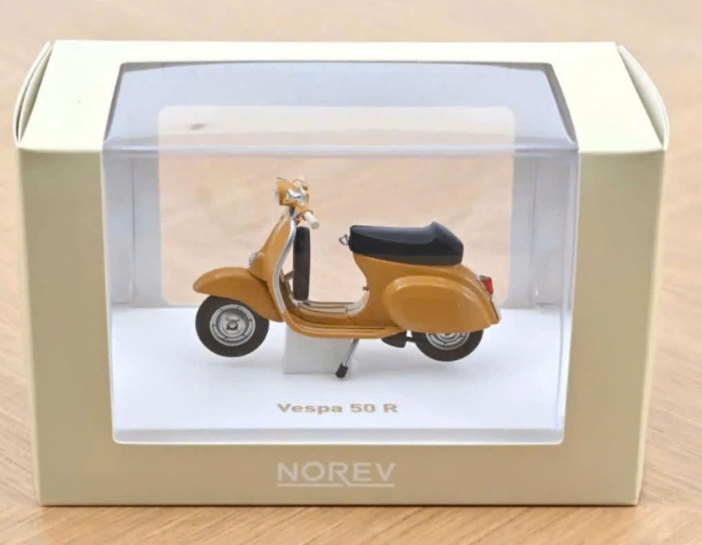 Vespa 50 R 1969 Positano Geel schaal 1:18 NOREV REF. 182080, Verzenden, Nieuw, Motor, Norev