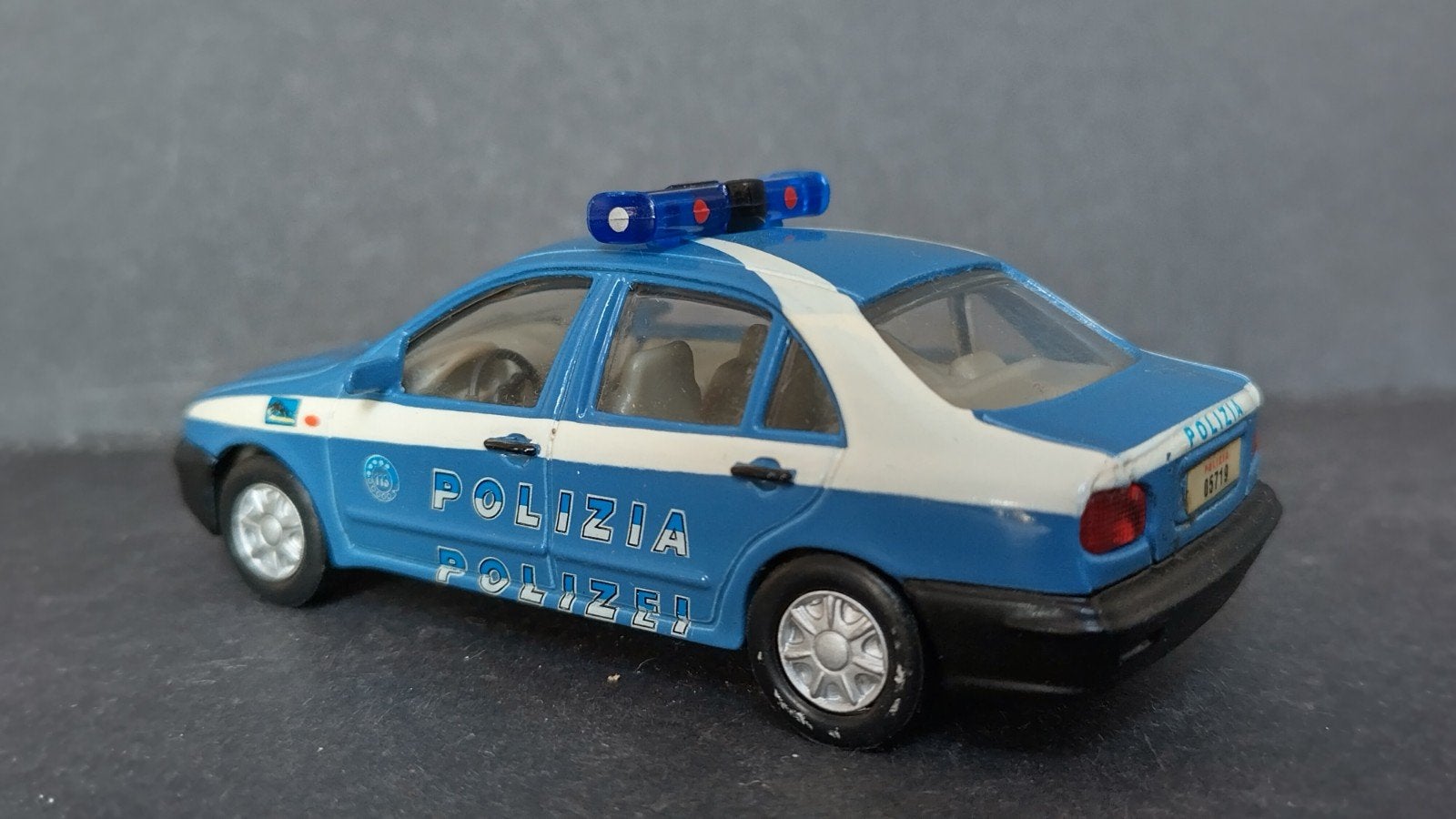 Fiat Marea Polizia 1:43 Maisto Pol, Overige merken, Auto, Verzenden, Zo goed als nieuw