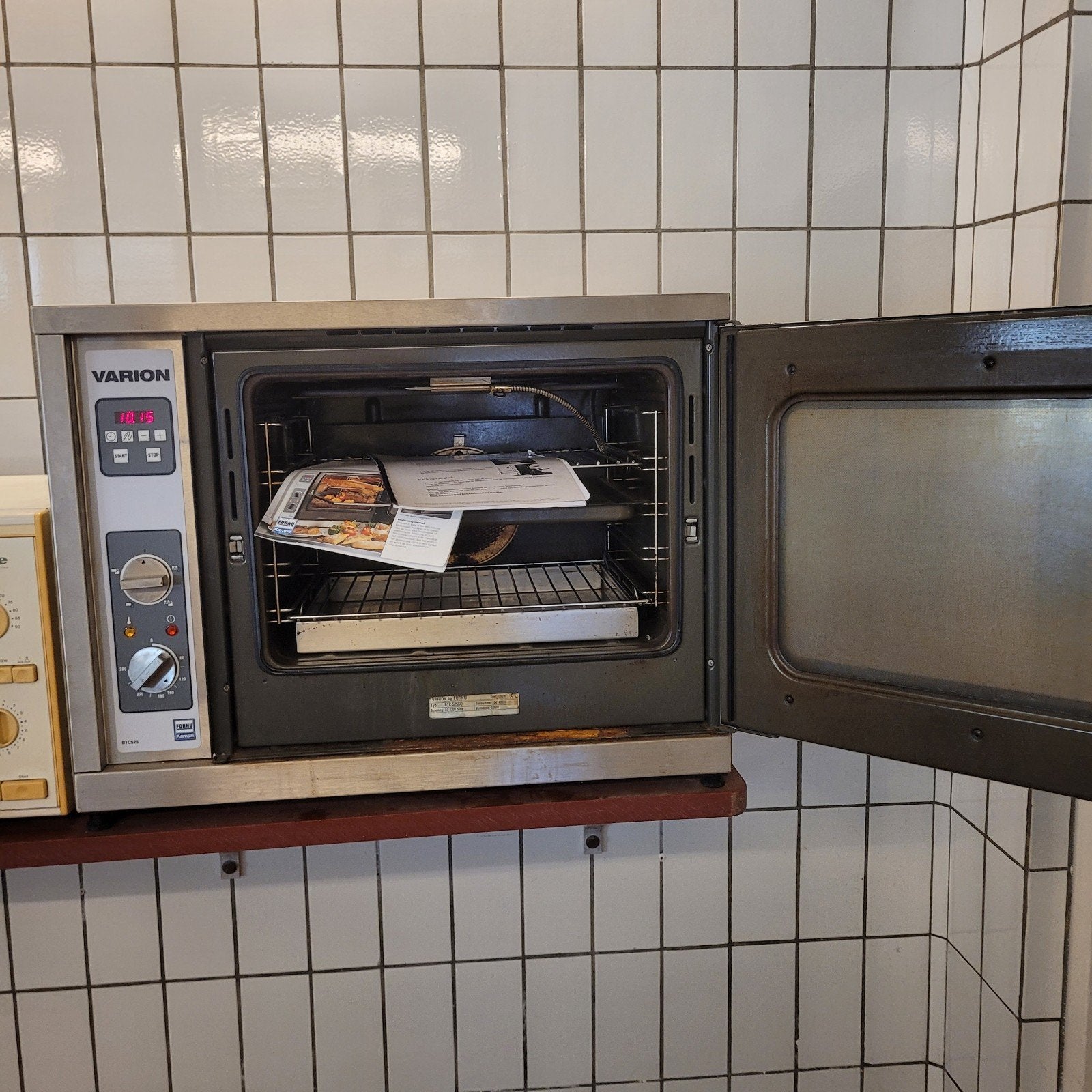 Varion Horeca-oven - Zo goed als nieuw, Overige merken, Horeca-oven, Ophalen of Verzenden, Zo goed als nieuw