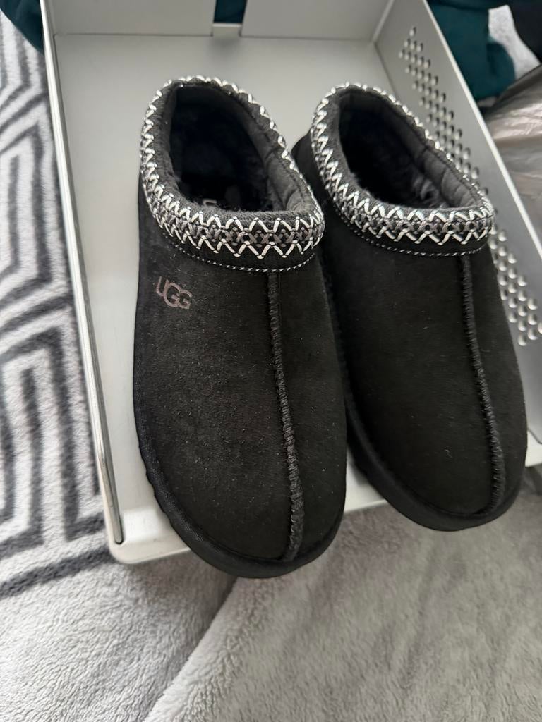 Uggs Tasman schoenen maat 36 nieuw, Ophalen of Verzenden, Nieuw, Zwart, Pantoffels of Sloffen
