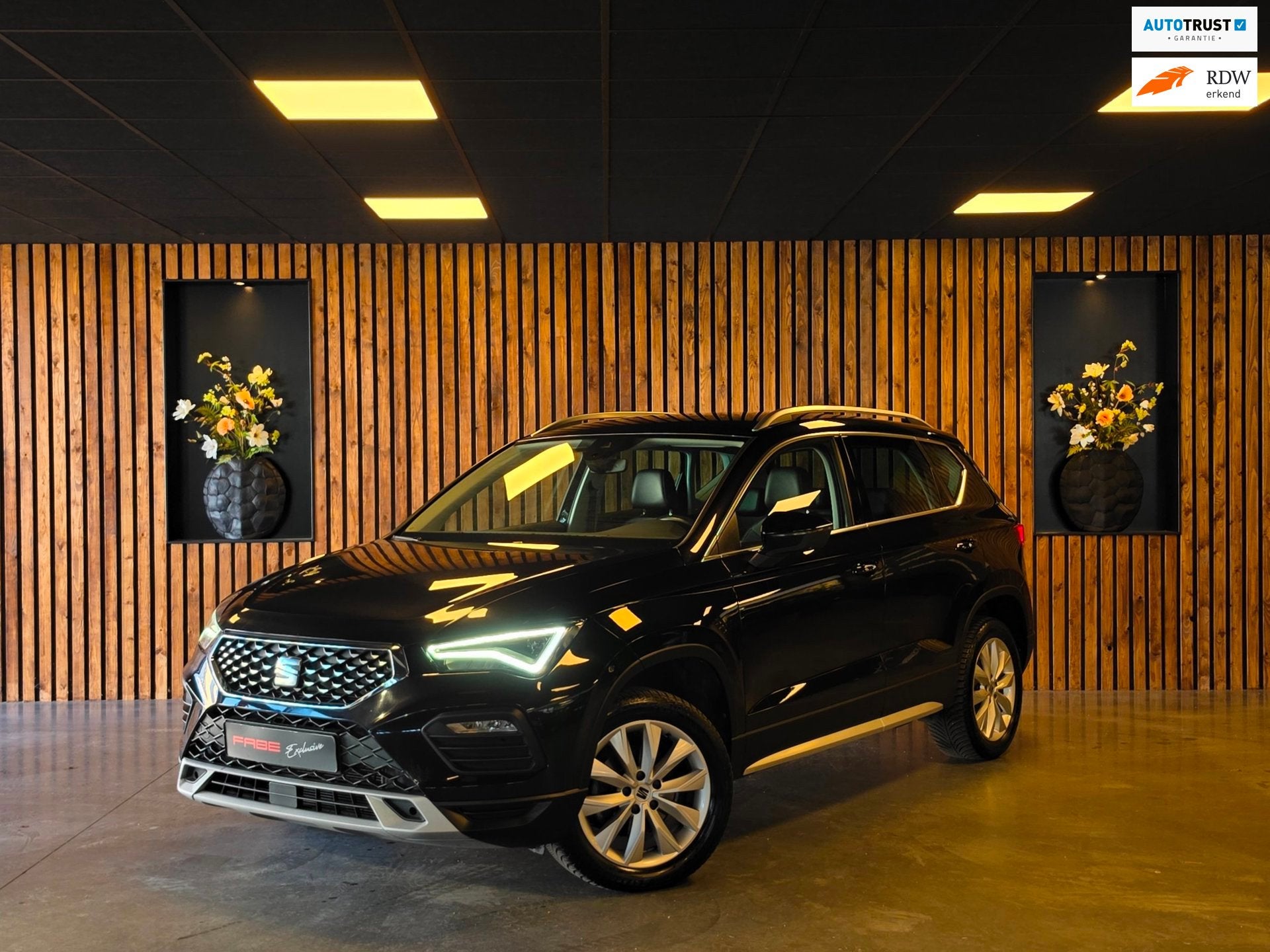 Seat Ateca 1.5 TSI Xperience Business Intense, Auto's, Seat, 15 km/l, Euro 6, 4 cilinders, Zwart