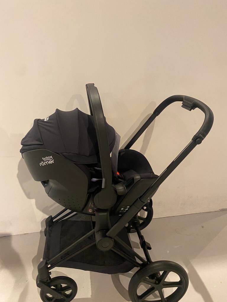 Cybex Priam 4 incl autostoel - Sepia Black, Ophalen, Zo goed als nieuw