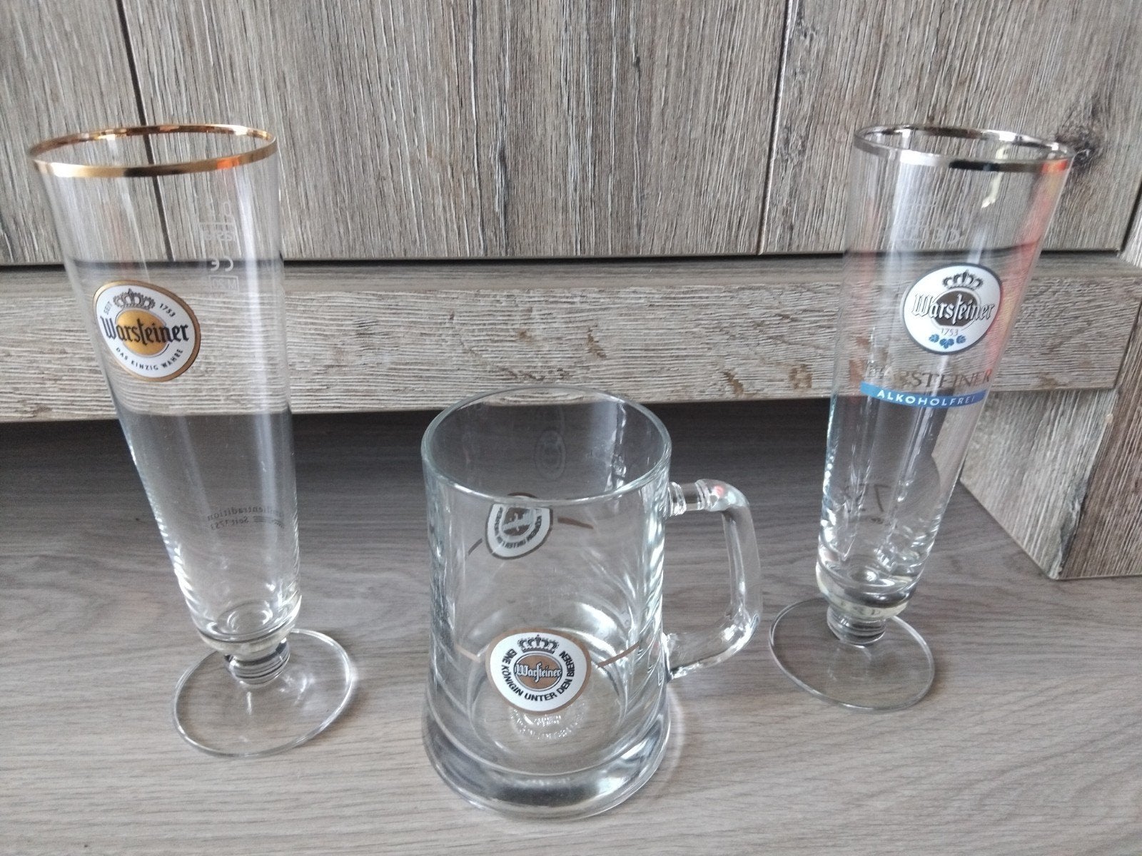 Warsteiner bierglazen en bierpul - 3 stuks, Ophalen of Verzenden, Zo goed als nieuw, Meerkleurig, Overige merken