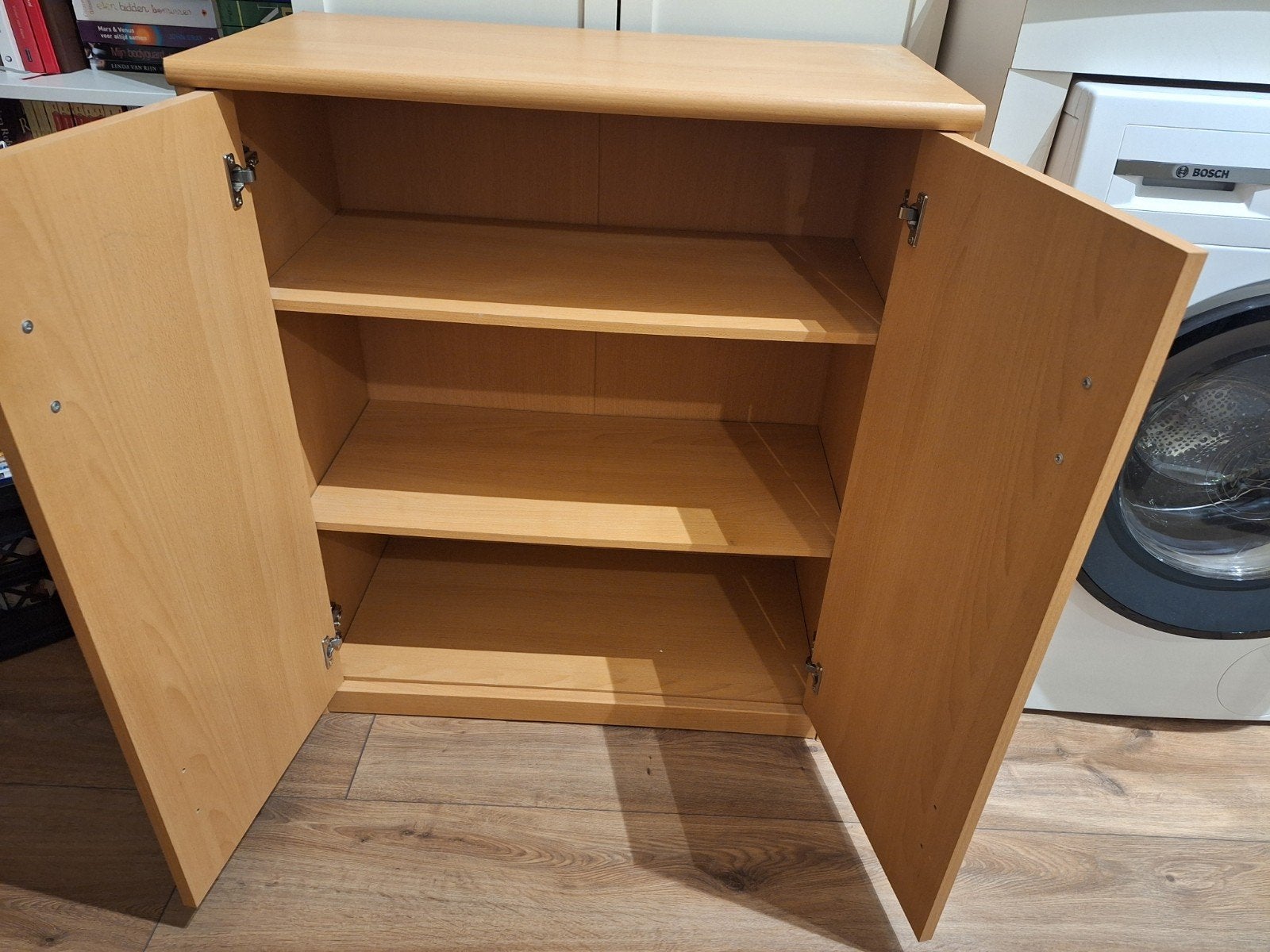 Gratis op te halen: Houten kastje met twee deuren, Ophalen, Gebruikt