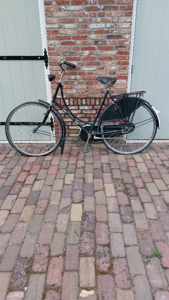 Oude gazelle omafiets, Ophalen, Gebruikt