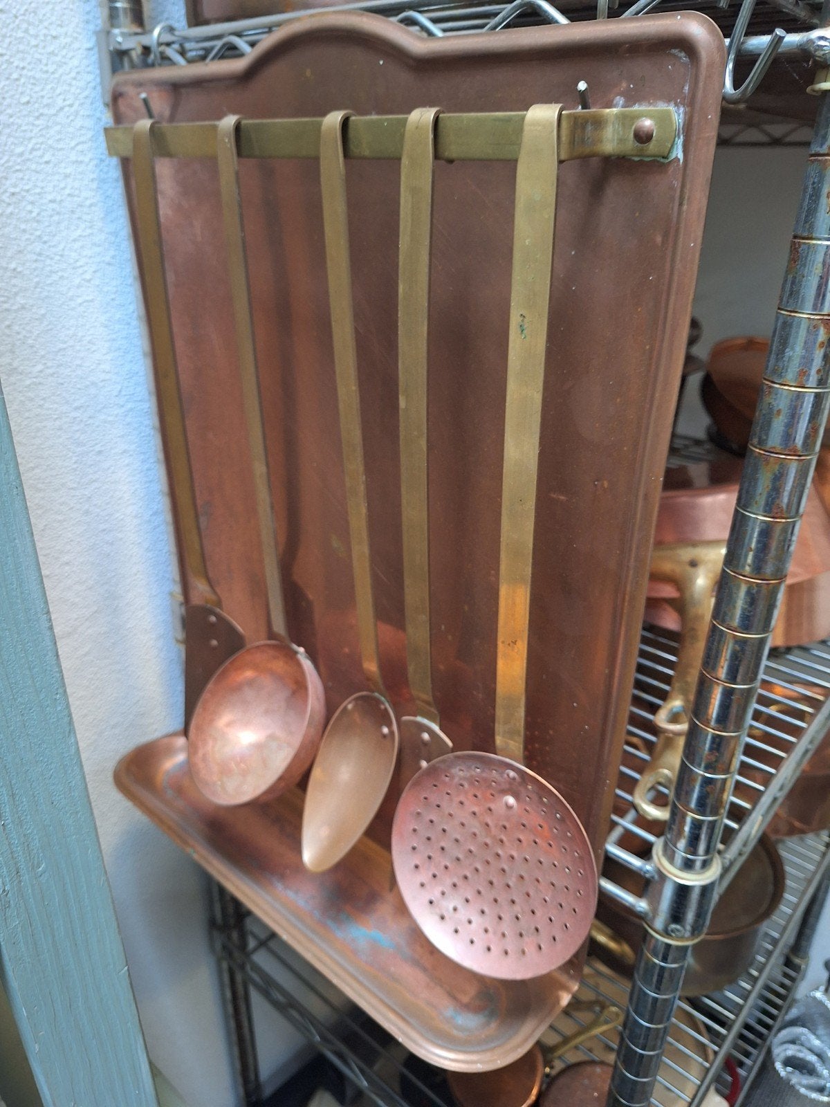 Koperen Keukengerei Set met Ophangrek, Antiek en Kunst, Antiek | Koper en Brons, Ophalen of Verzenden