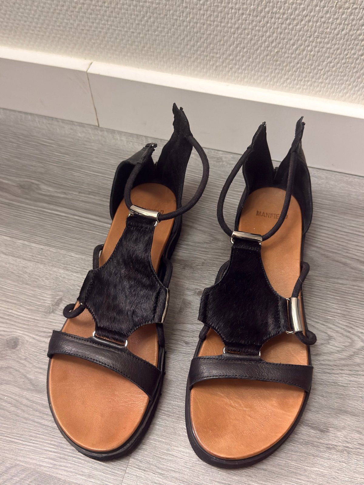 Shoes maat 40, Ophalen of Verzenden, Zo goed als nieuw, Zwart, Sandalen of Muiltjes