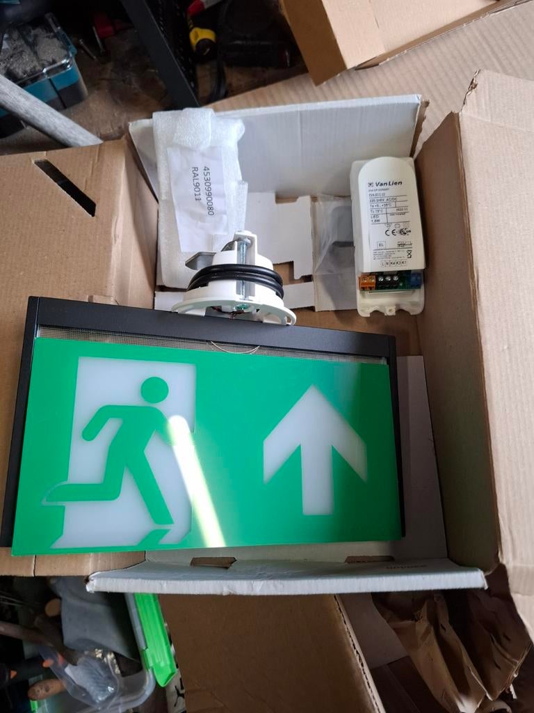 1x Van Lien Evago nooduitgang bordje, Doe-het-zelf en Verbouw, Ophalen, Nieuw, Minder dan 50 watt