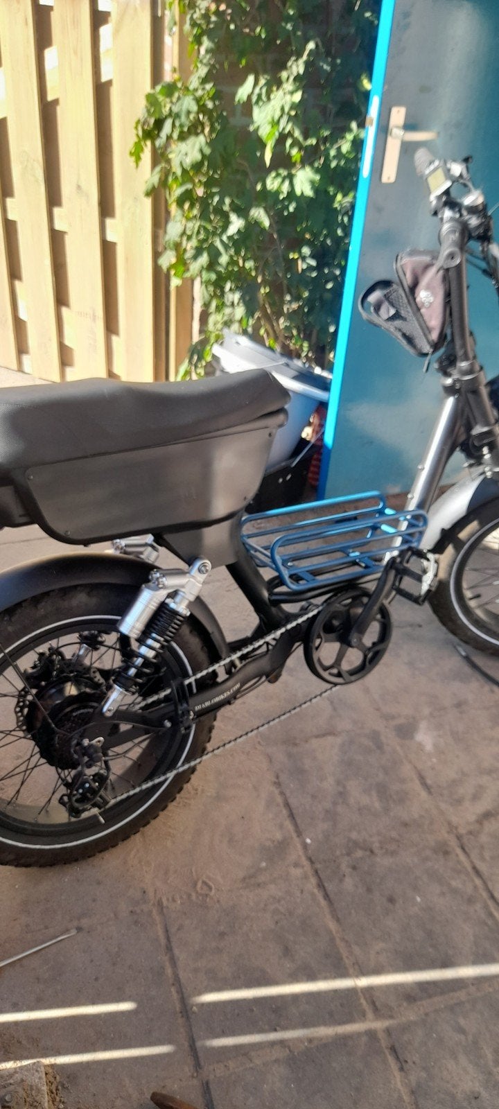 Diablo Bikes E-bike met dikke banden en achtervering, Zo goed als nieuw, Minder dan 47 cm, 50 km per accu of meer, Ophalen