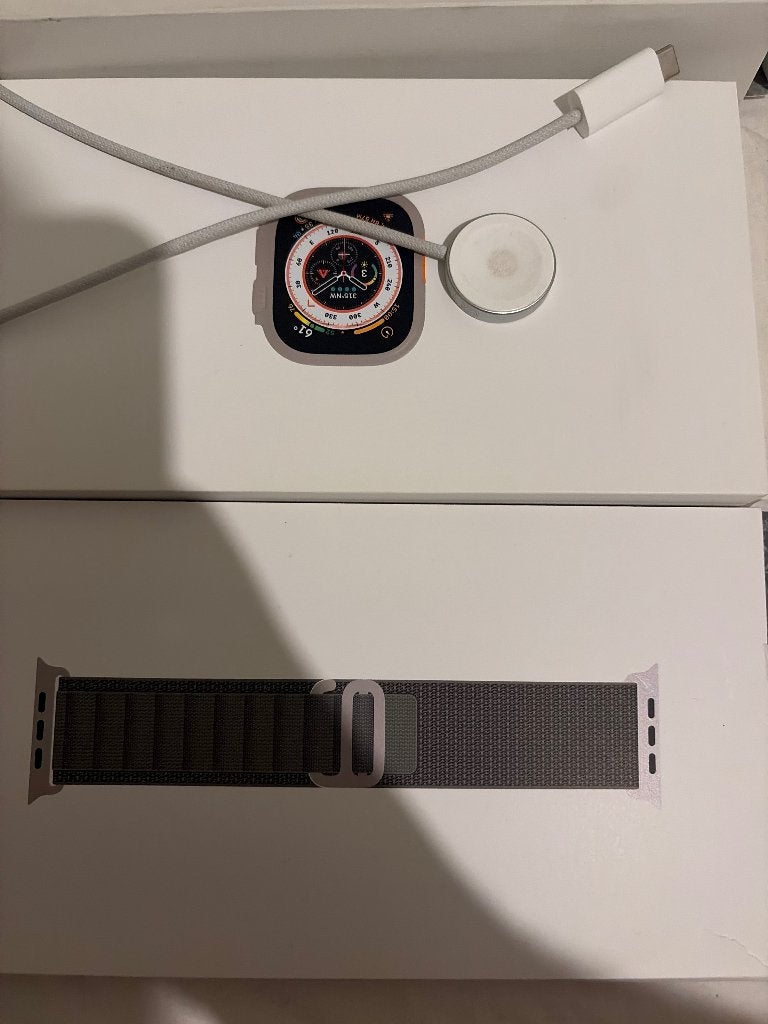 Foto 4 van Apple Watch Ultra 1 49mm 96% Battery Health