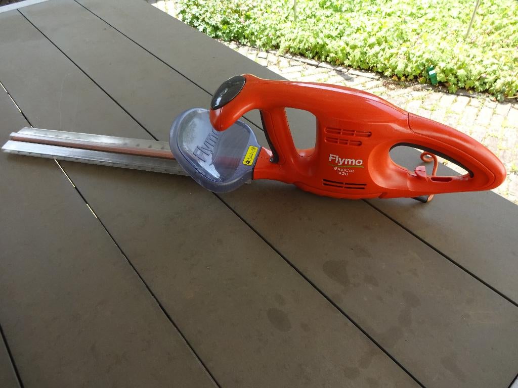 Flymo heggenschaar elektrisch, Tuin en Terras, Heggenscharen, Ophalen of Verzenden, Gebruikt, Elektrisch, Flymo