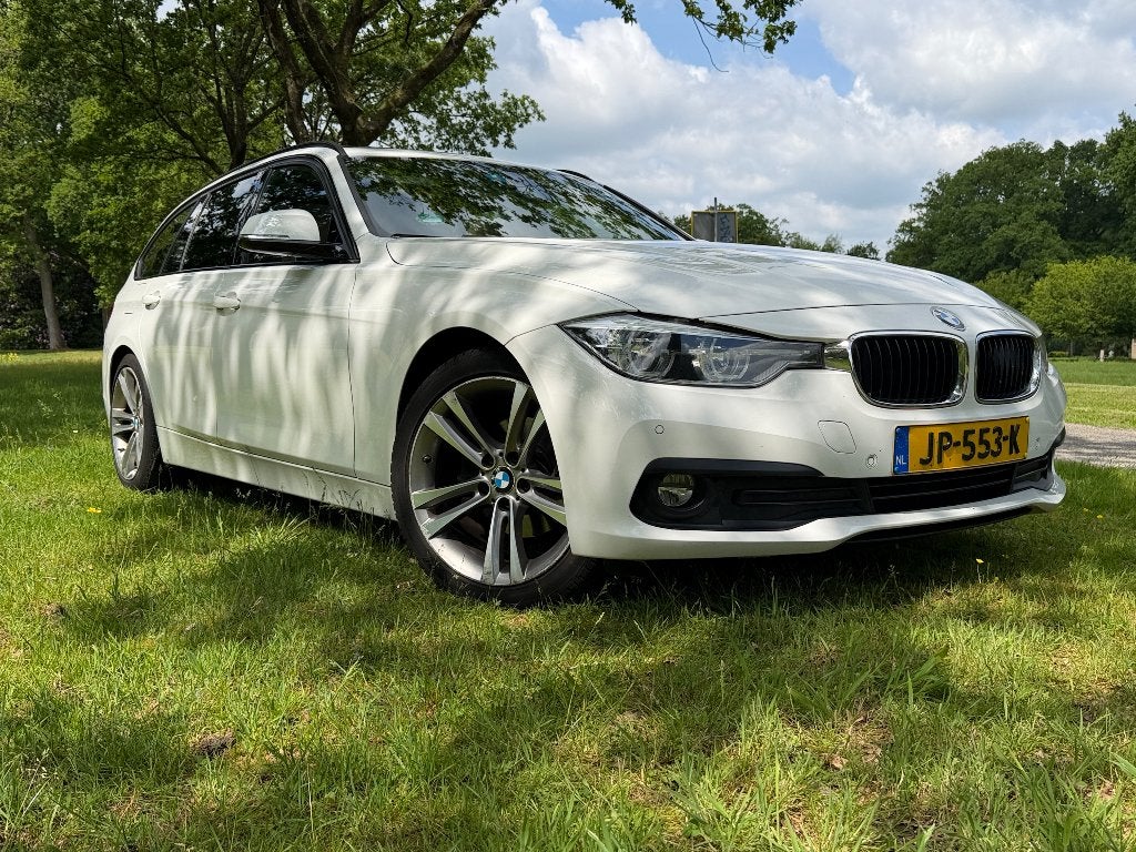 BMW 3-Serie 320d 163pk Efficientdynamics Ed. Aut 2016 Wit, Auto's, BMW, Automaat, Achterwielaandrijving, 1995 cc, Beige
