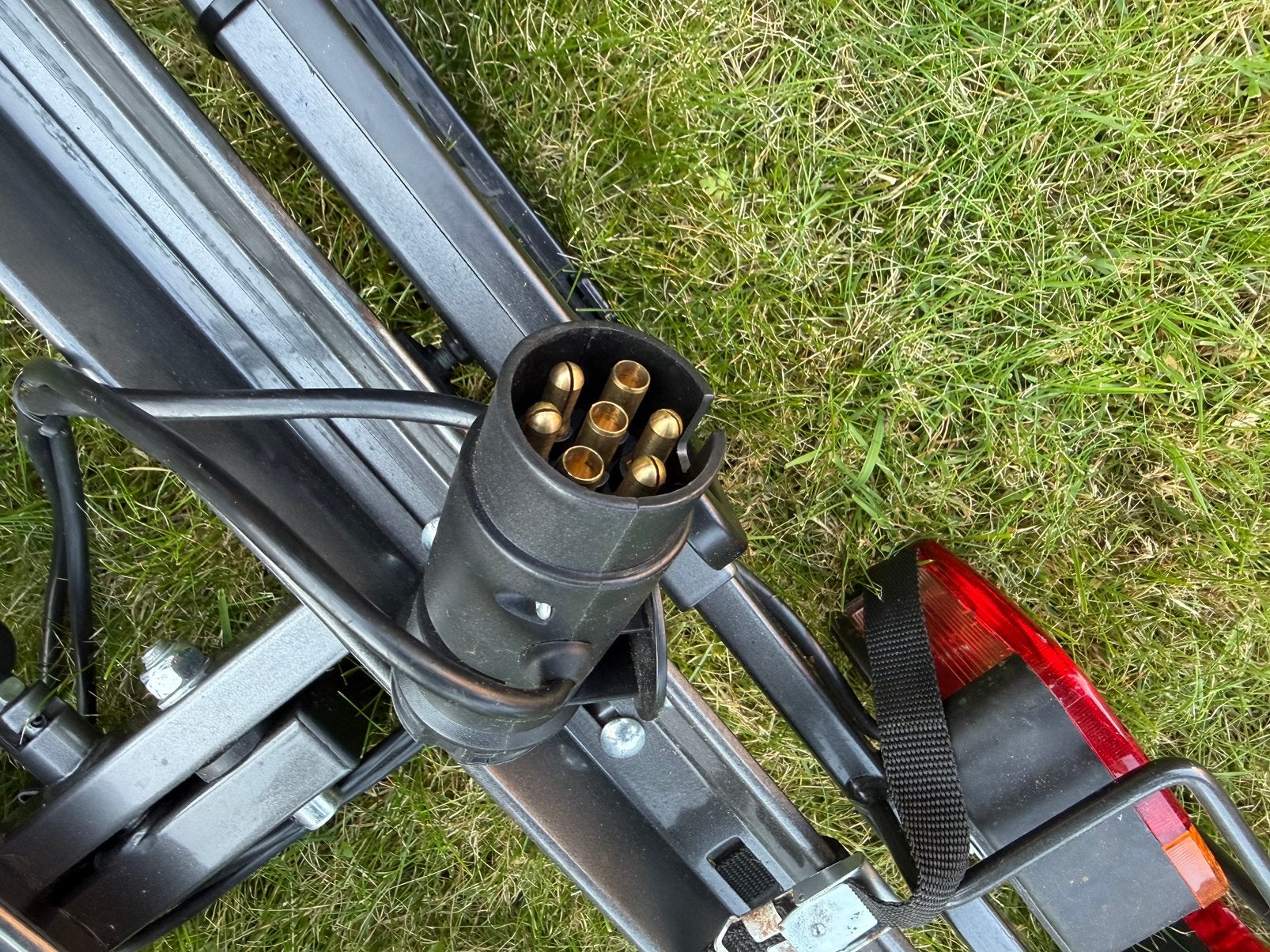 Fietsendrager Thule, Ophalen, Zo goed als nieuw, Brede banden, 2 fietsen