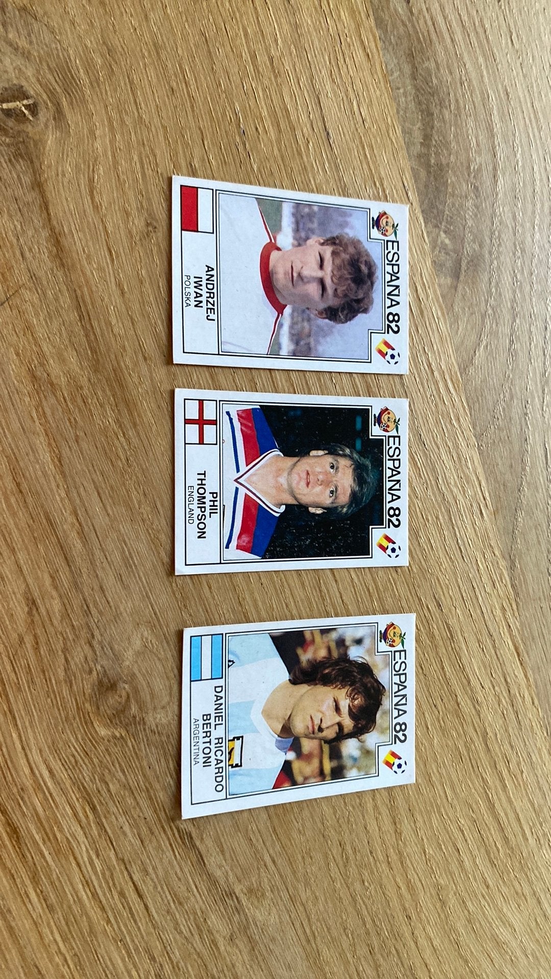 3 x panini wk 1982, Ophalen of Verzenden, Zo goed als nieuw, Buitenlandse clubs, Poster, Plaatje of Sticker