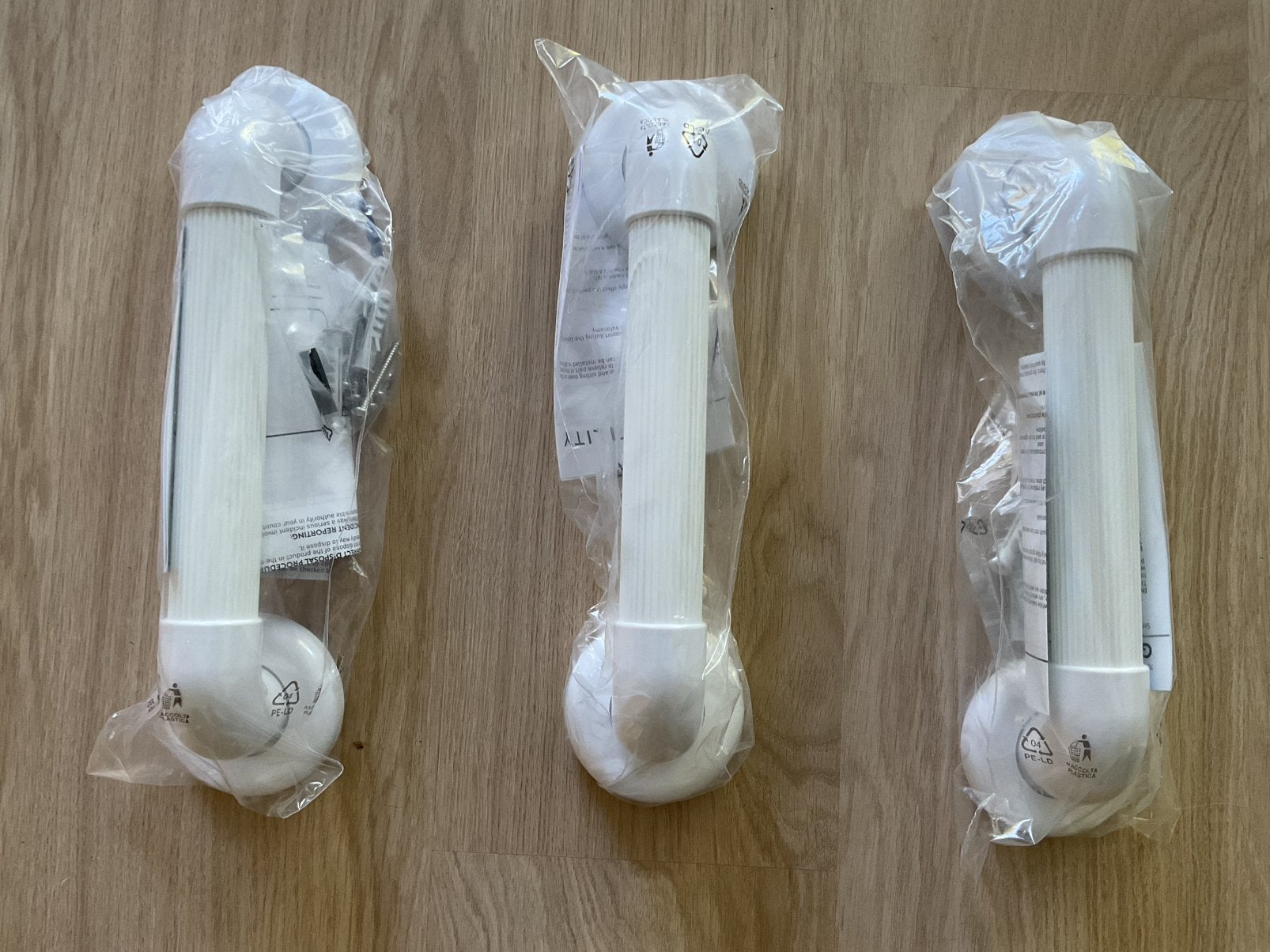 3 wandsteunen 33 cm lang, 10,00 per stuk, Diversen, Ophalen of Verzenden, Nieuw