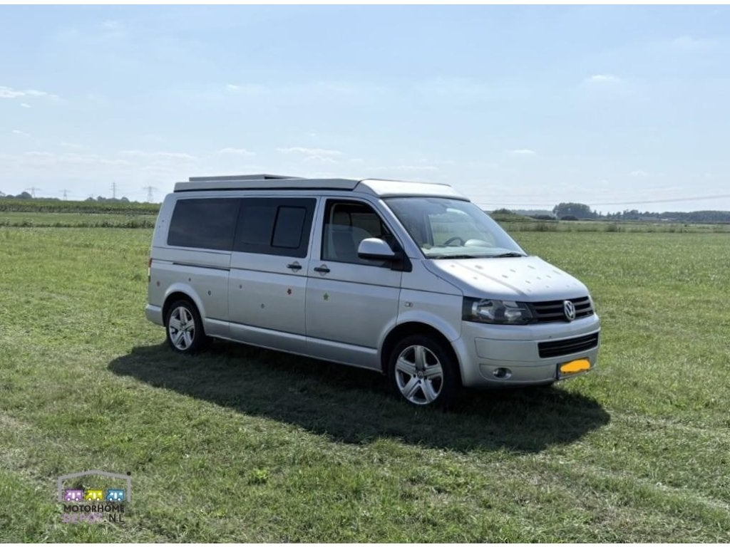 Volkswagen T5 | 2010 | 180 PK Aut | Euro5 | Yachting Look |, Caravans en Kamperen, Campers, Buscamper of Camperbus, Bedrijf, Koelkast