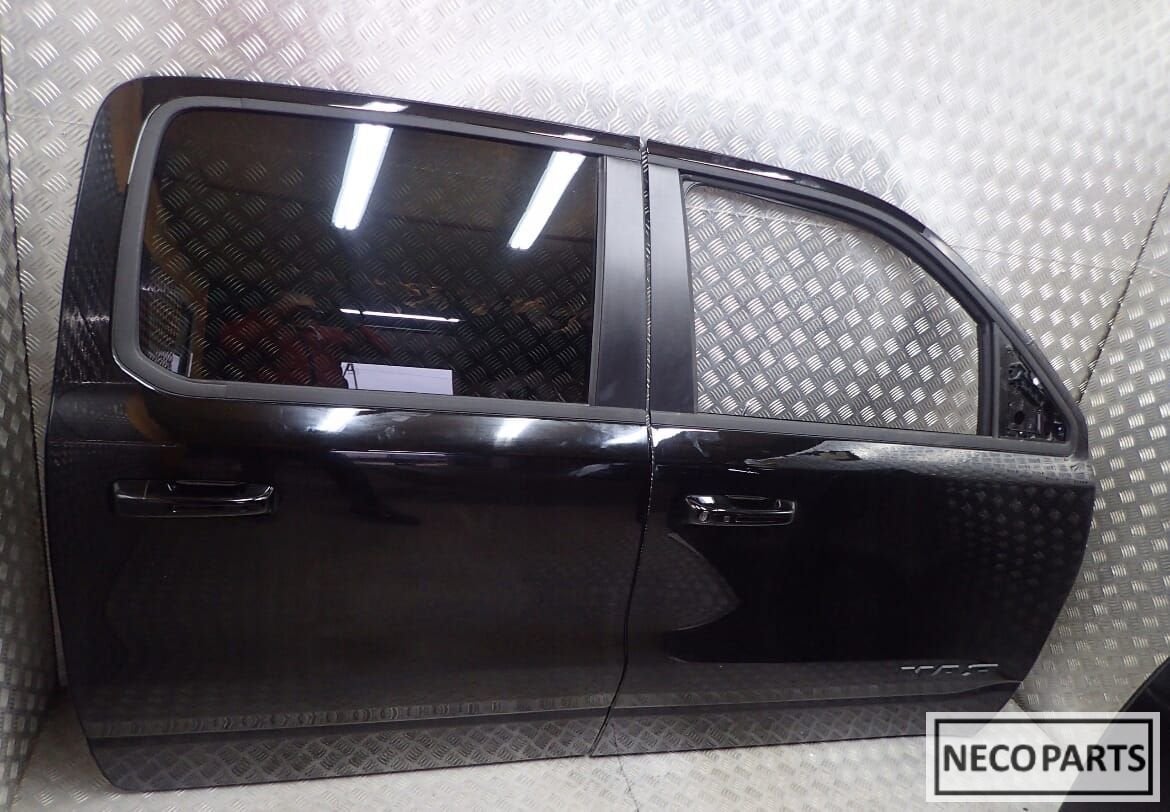 DODGE RAM 1500 V 19 PORTIER DEUR PORTIERE DEUREN OP AANVRAAG, Gebruikt, -, Ophalen of Verzenden, Achter