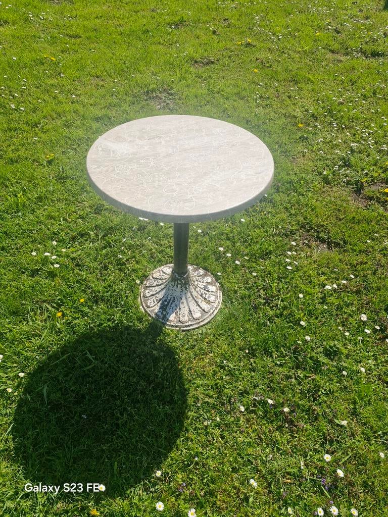 Vintage bistrotafel met gietijzeren voet, Ophalen