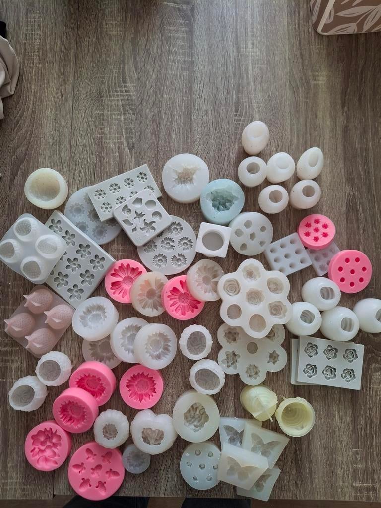 Grote collectie siliconen mallen voor knutselen, Hobby en Vrije tijd, Meerkleurig, Zo goed als nieuw, Kunststof, Herbruikbaar