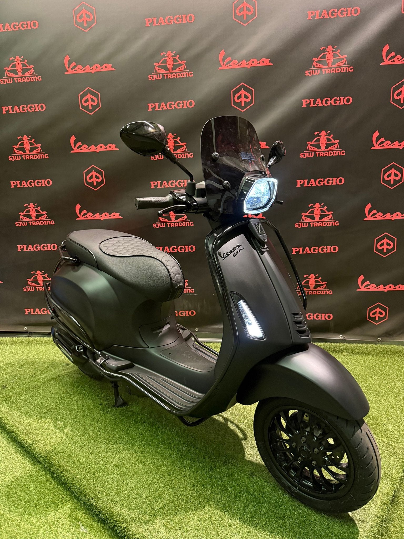 Foto 3 van Vespa Sprint 2020 Brom! Mat Zwart / RS Zadel / Garantie!
