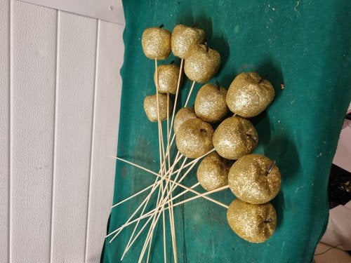 appels goud decoratie op steel 13 stuks, Ophalen of Verzenden, 'T Olde Gre-j, Info@toldegrej.nl, Endepoelstraat 20f Didam
