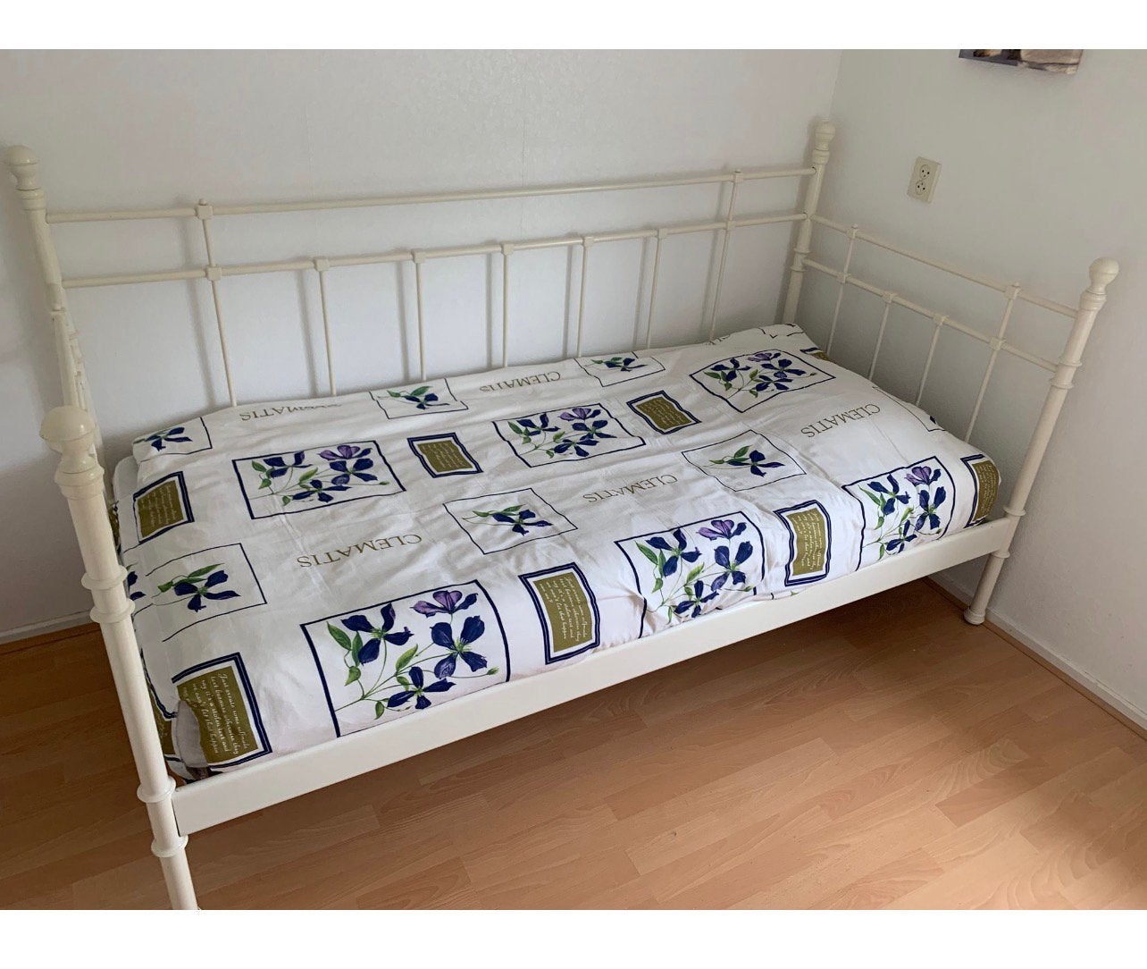 Ijzer bed 35 euro, 85 tot 100 cm, Ophalen of Verzenden, Zo goed als nieuw, Matras