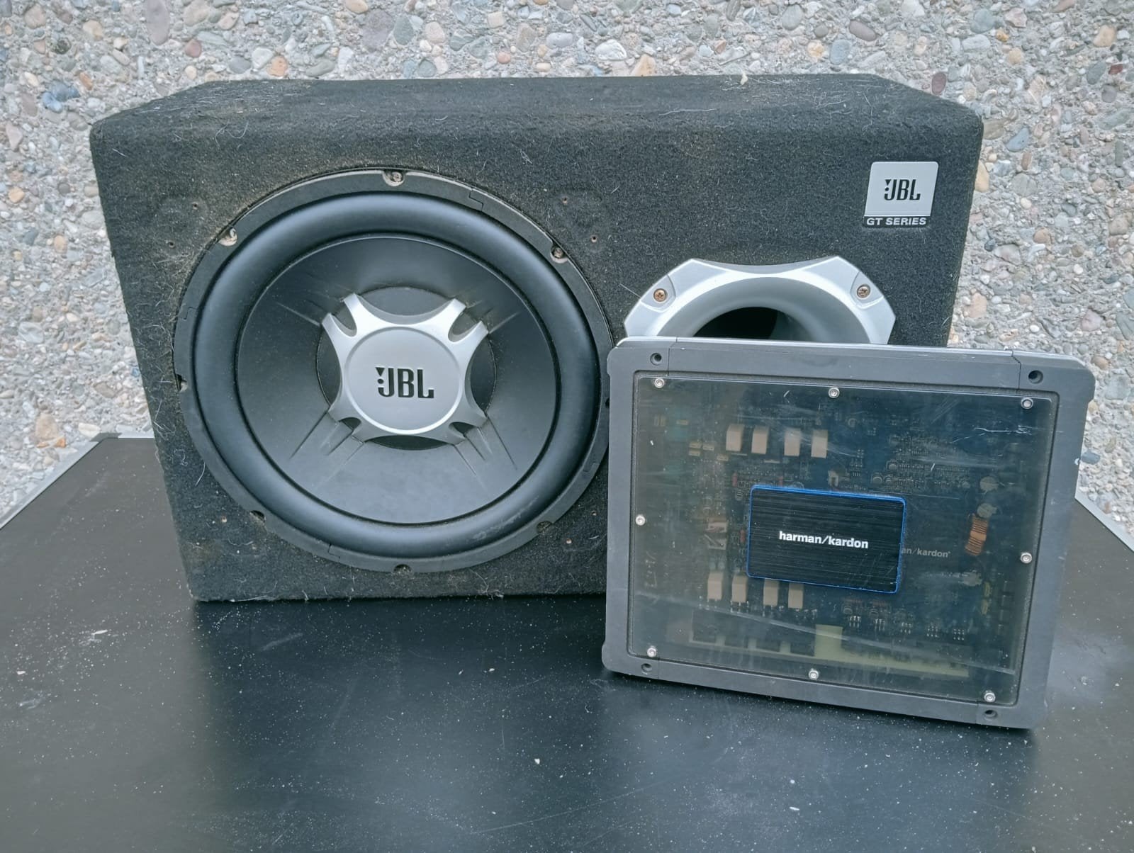 1000 watt versterker  + 1100watt subwoofer  = kwaliteit, Ophalen