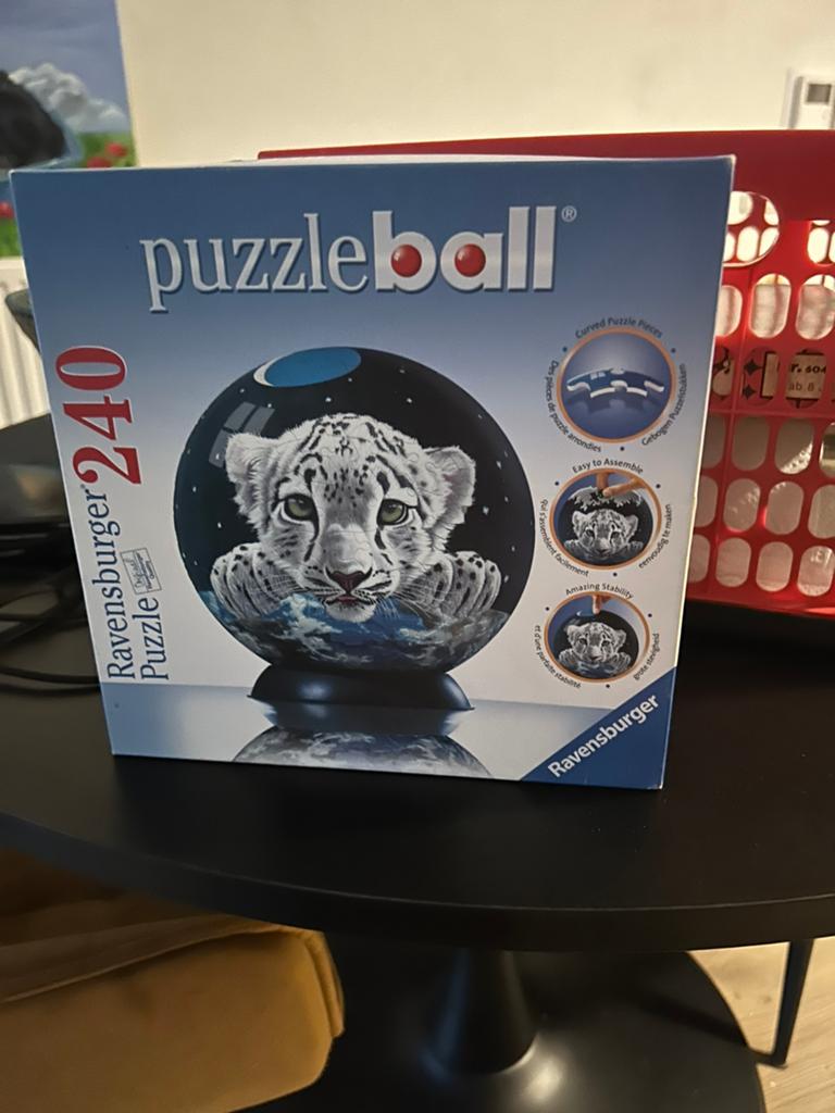 Ravensburger Puzzleball -Sneeuwluipaard 240 stukjes Compleet, Ophalen of Verzenden, Minder dan 500 stukjes, Zo goed als nieuw