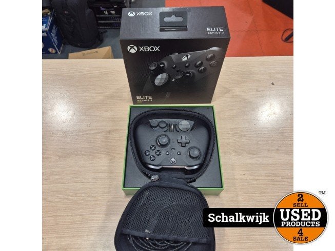 Xbo serie XJS Controller in hoes en doos, Xbox, Zo goed als nieuw, Support@xbox.com, One Microsoft Way
Redmond, WA 98052-6399