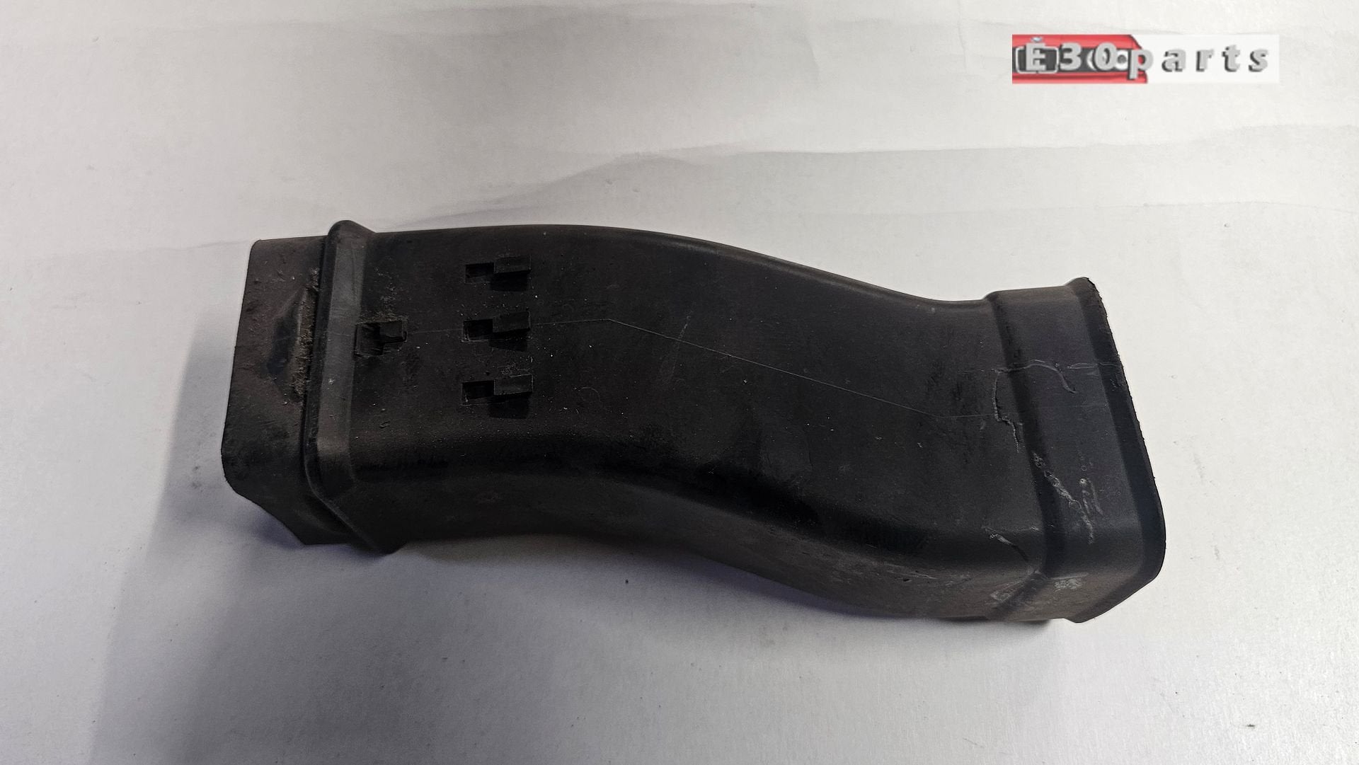 Airducht lucht inlaat voor bumper rechts BMW 3 serie E30 517, Auto-onderdelen, Gebruikt, -, Ophalen of Verzenden, -