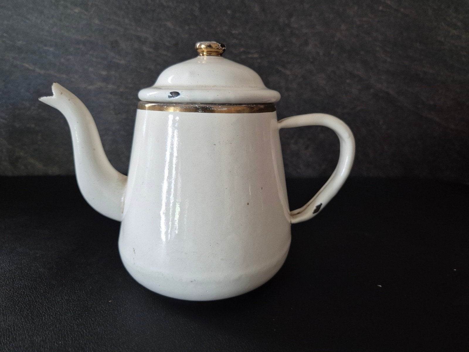 Emaille theepot met gouden bies, Ophalen of Verzenden
