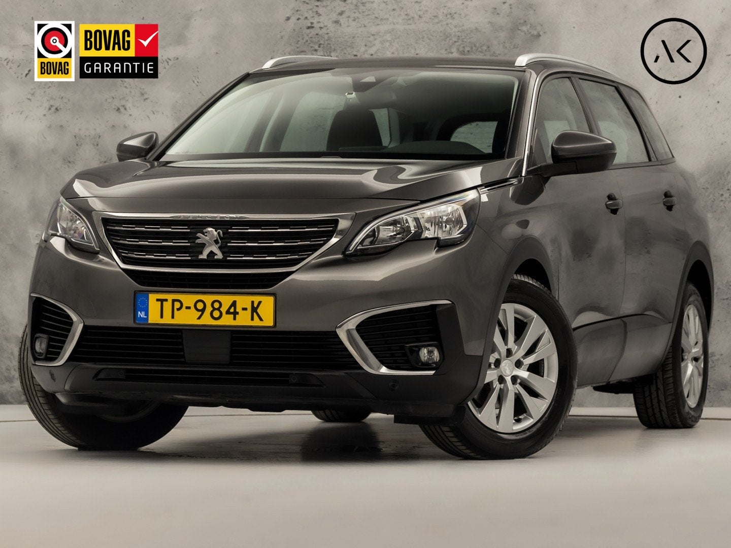 Peugeot 5008 1.2 PureTech Sport 7 Persoons (APPLE CARPLAY, G, Auto's, Voorwielaandrijving, 12 maanden, Stof, Gebruikt