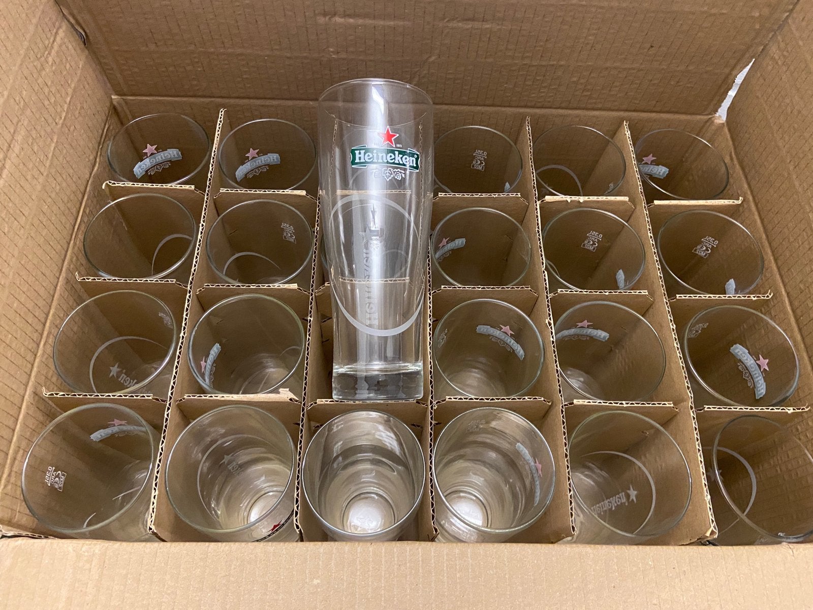 96 Heineken Ellipse Core bierglazen 35cl fluitje, Ophalen of Verzenden, Zo goed als nieuw, Bierglas