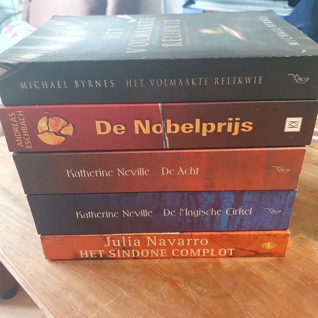 Boeken o.a thrillers, Ophalen, Zo goed als nieuw