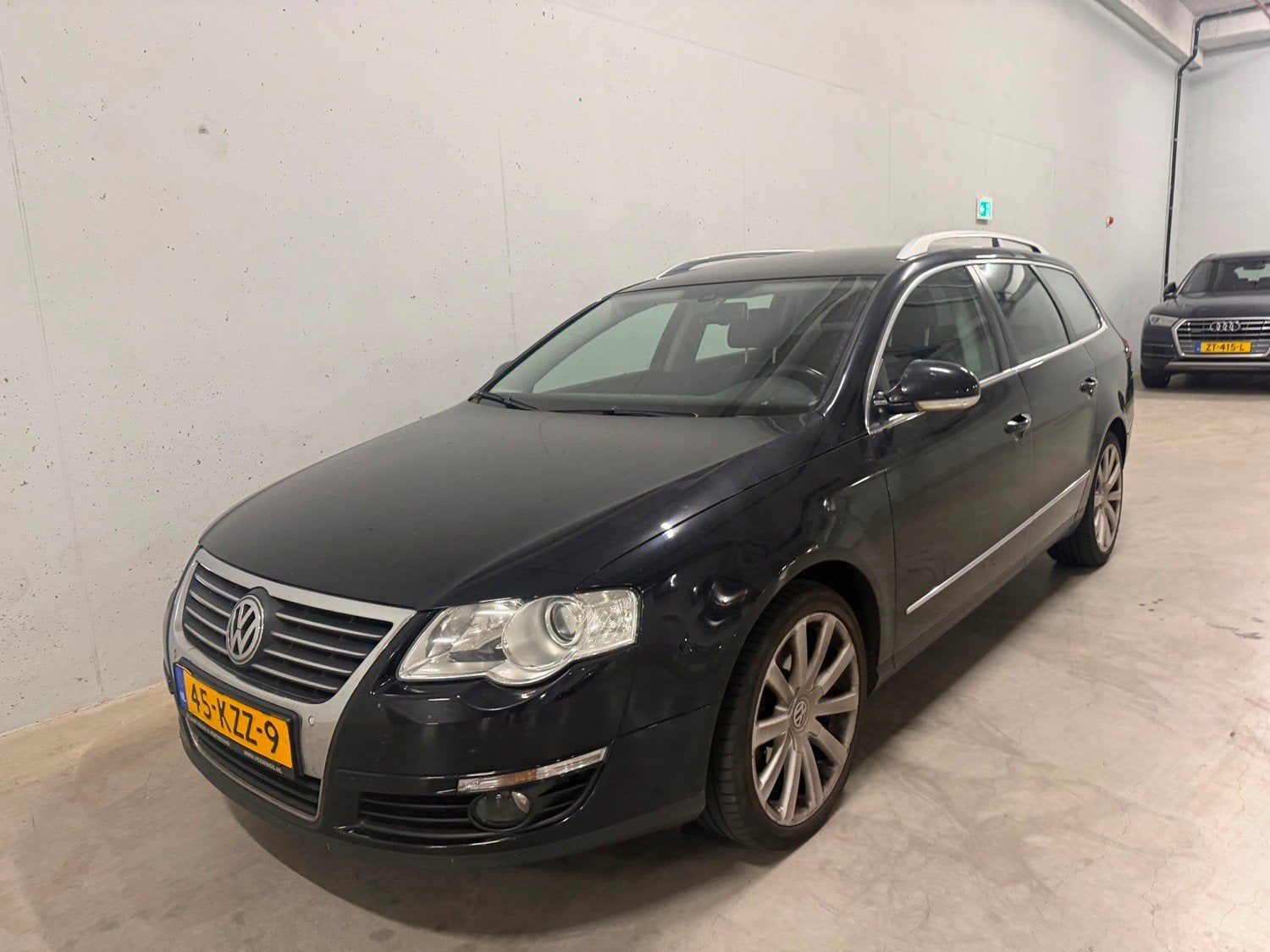 Fantastisch rijdende Volkswagen Passat 1.4 tfsi higline, Auto's, Achteruitrijcamera, 4 cilinders, Zwart, Grijs