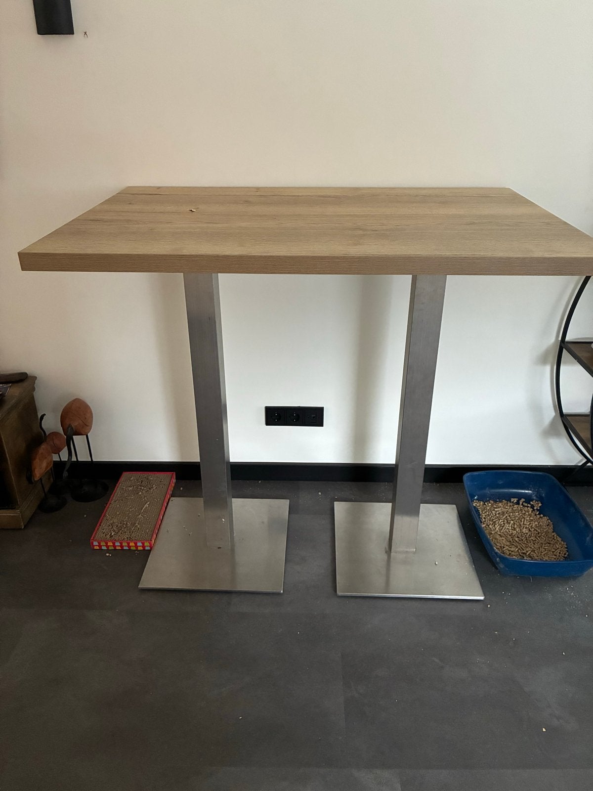 Hoge bartafel/statafel met houtlook blad en metalen poten, Ophalen, Gebruikt