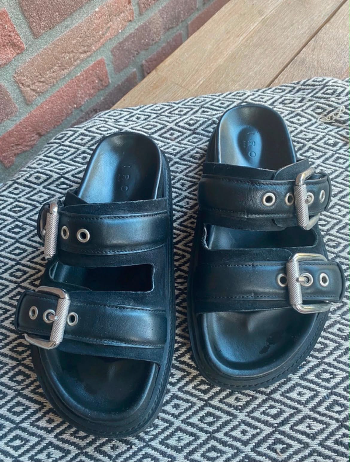Iro sandaal slippers maat 36 zwart, Kleding | Dames, Ophalen of Verzenden, Zo goed als nieuw, Zwart, Slippers