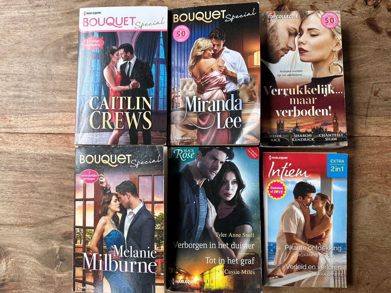6x bouquet boeken, Ophalen of Verzenden, Gelezen