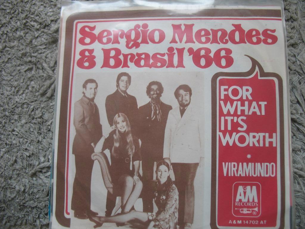 Sergio Mendes & Brasil '66 - For what it's worth, Gebruikt, 7 inch, Single, Ophalen of Verzenden