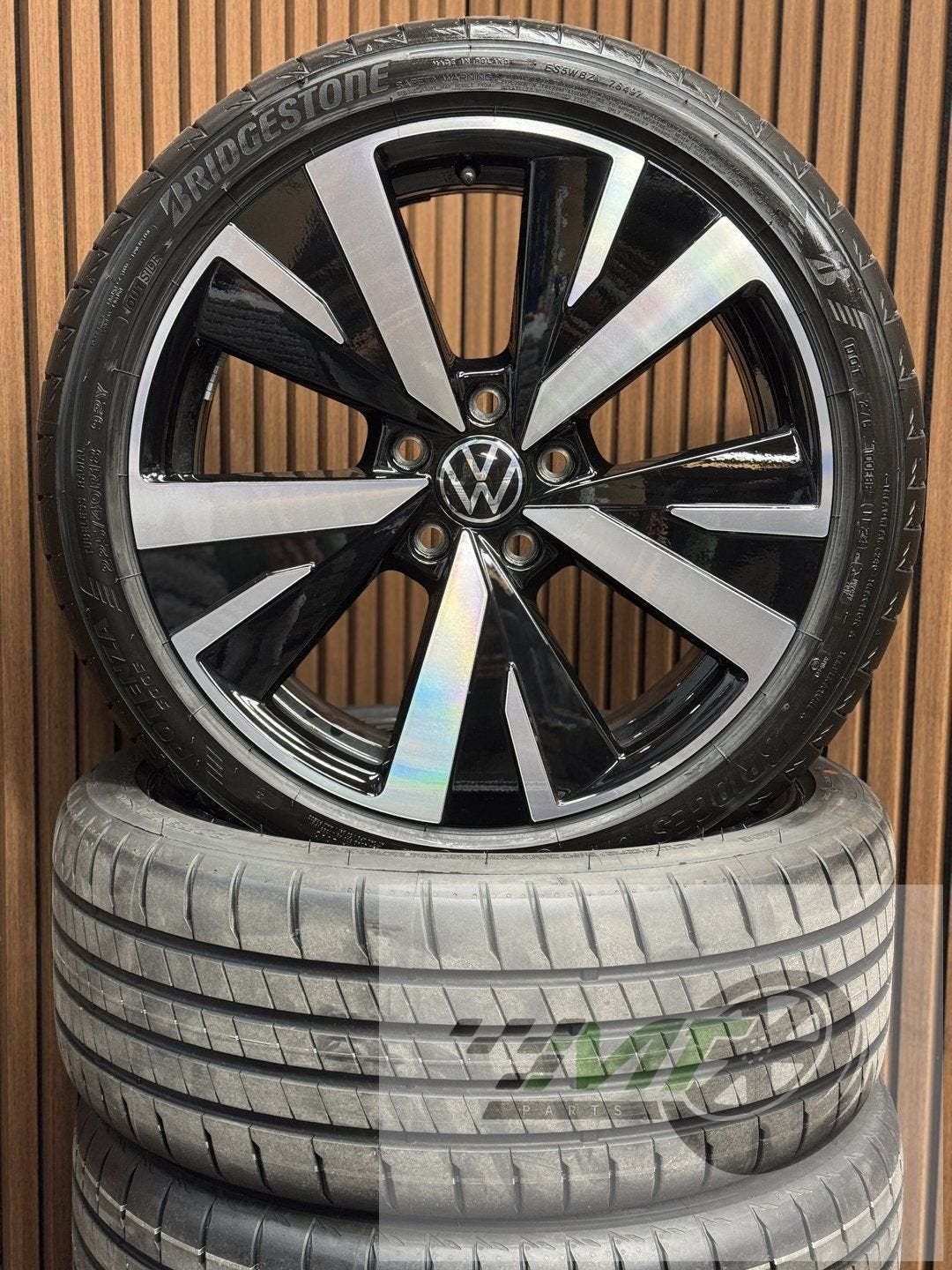 18" Vw Golf R-Line GTI GTD GTE CATANIA LEEDS YORK NEW BTW OE, 18 inch, -, -, Banden en Velgen