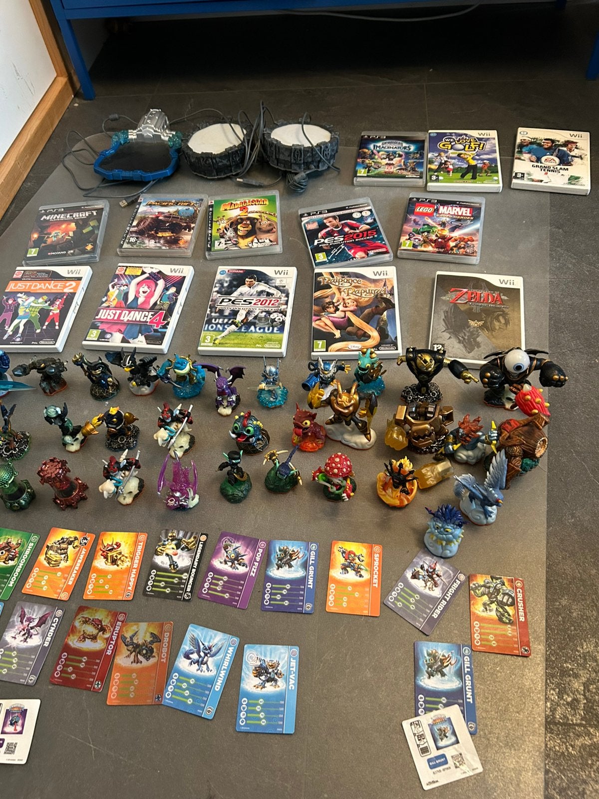 Skylanders Collectie met Wii Spellen en Accessoires, Avontuur en Actie, Gebruikt, 1 speler, Eén computer