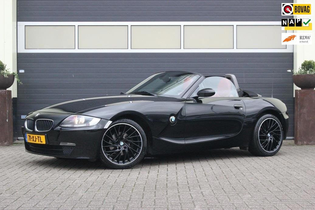 BMW Z4 Roadster 2.5i Executive | 18 Inch | M Sportstoelen |, Achterwielaandrijving, Gebruikt, 2497 cc, Cabriolet