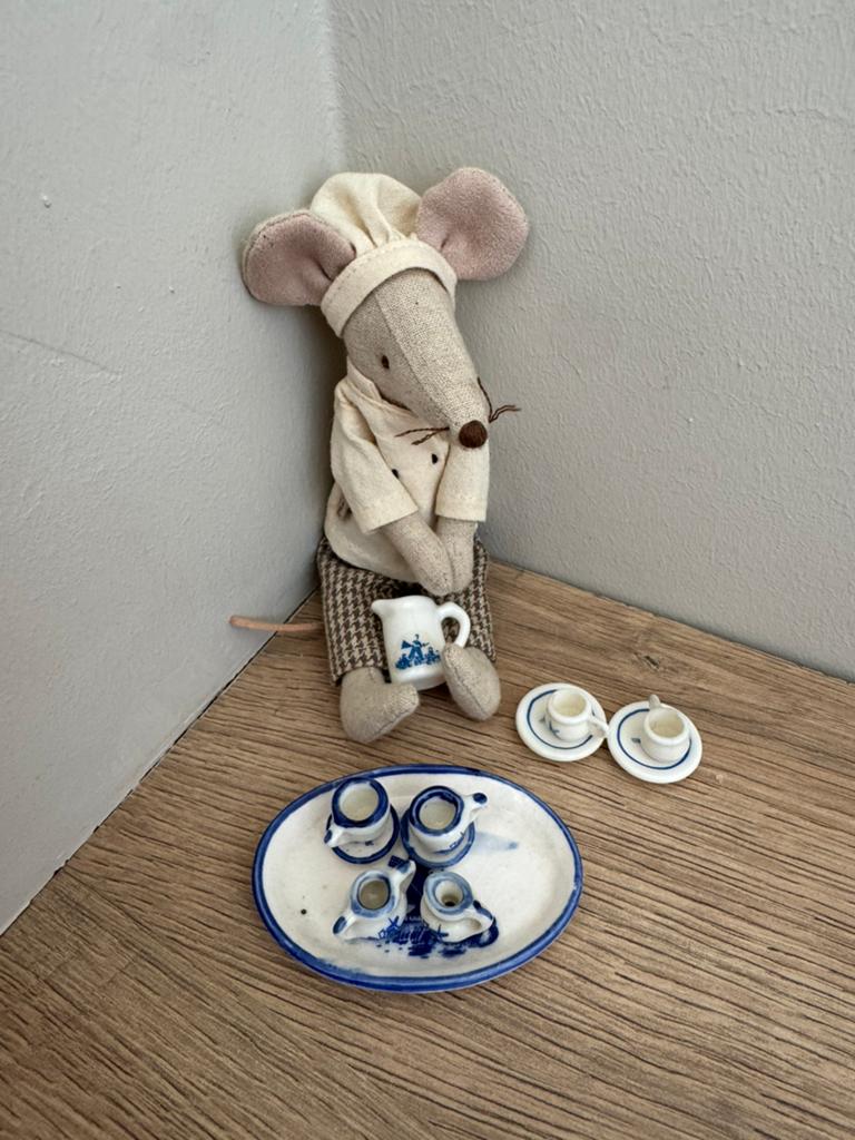 Servies set molen blauw wit (exclusief de maileg muis), Verzamelen, Poppenhuizen en Toebehoren, Ophalen of Verzenden, Gebruikt
