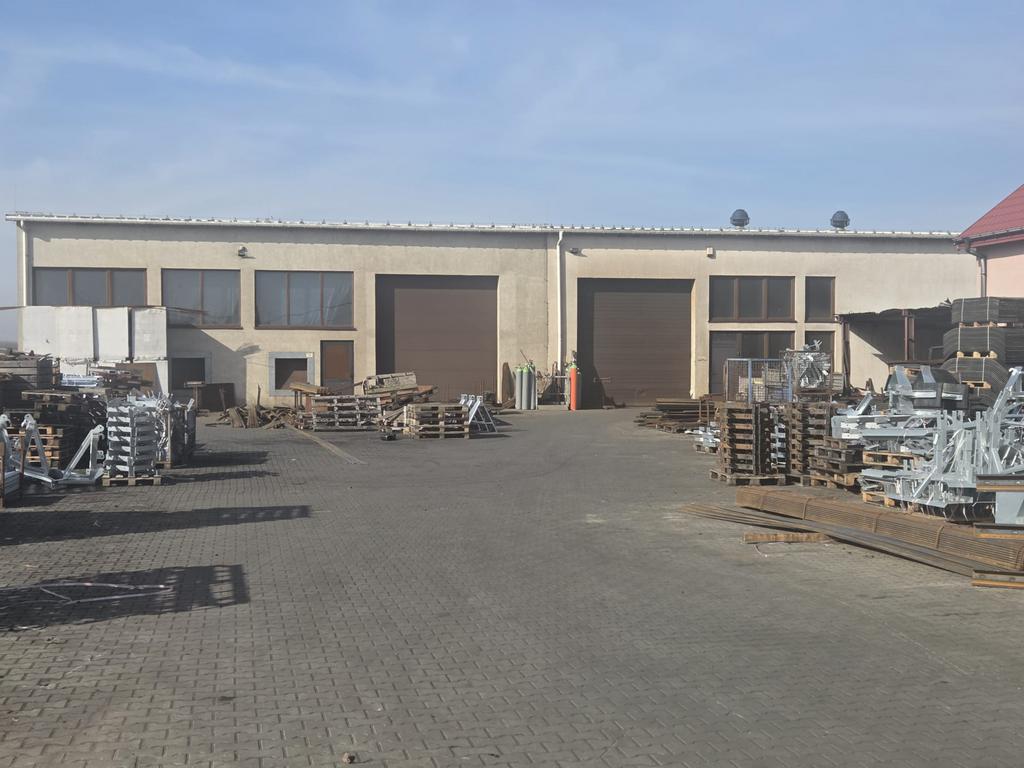 Productiebedrijf en woning ter overname in Polen., Woonhuis, Overig Europa