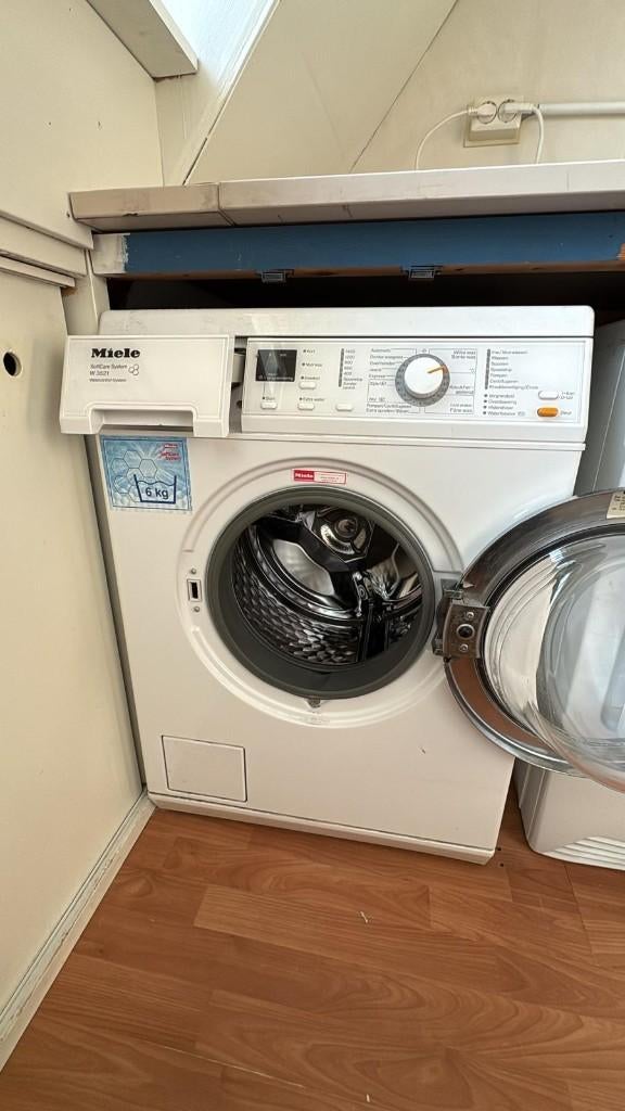 Miele Wasmachine W3521 Softcare, Ophalen, Gebruikt, Voorlader, 85 tot 90 cm