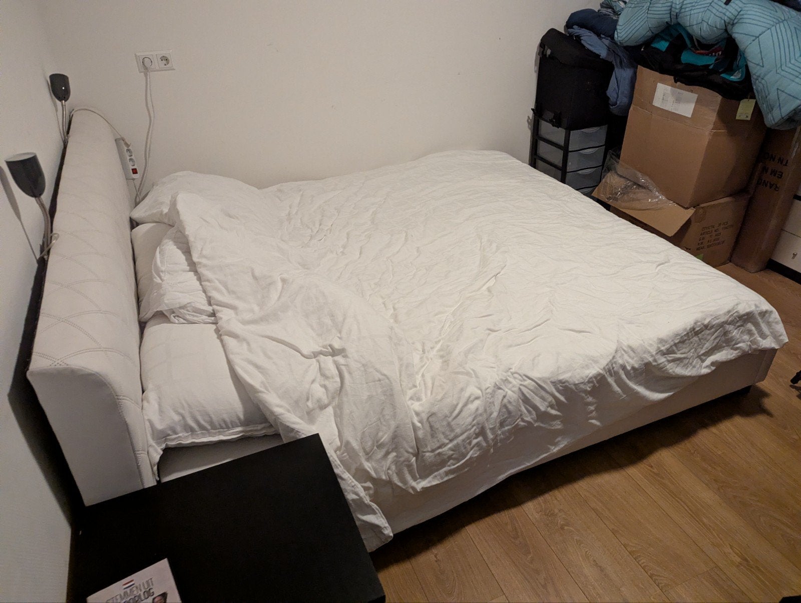bed met M-line bodem 1.80x2.00, Ophalen, Overige materialen, Wit, Tweepersoons
