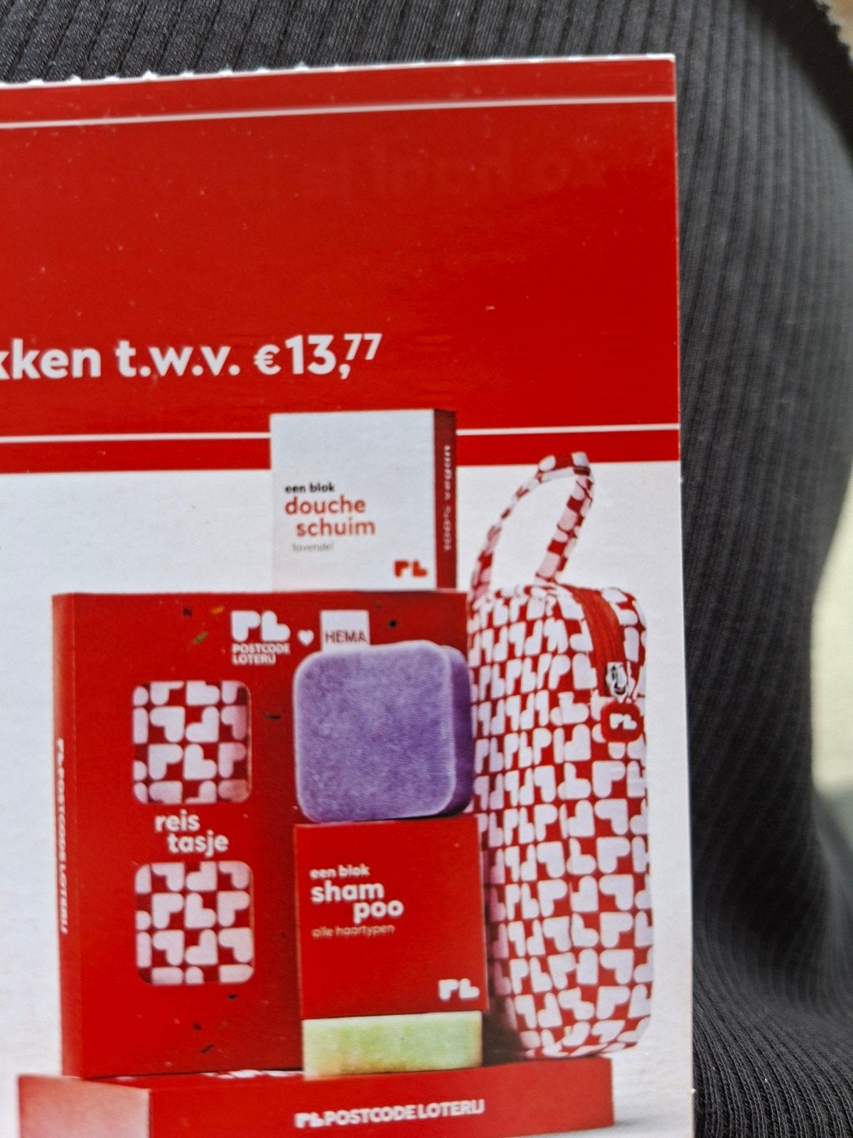 Postcodeloterij reistasje met blok zeep/shampoo 2 bonnen, Tickets en Kaartjes, Cadeaubon, Warenhuis- of Winkelbon