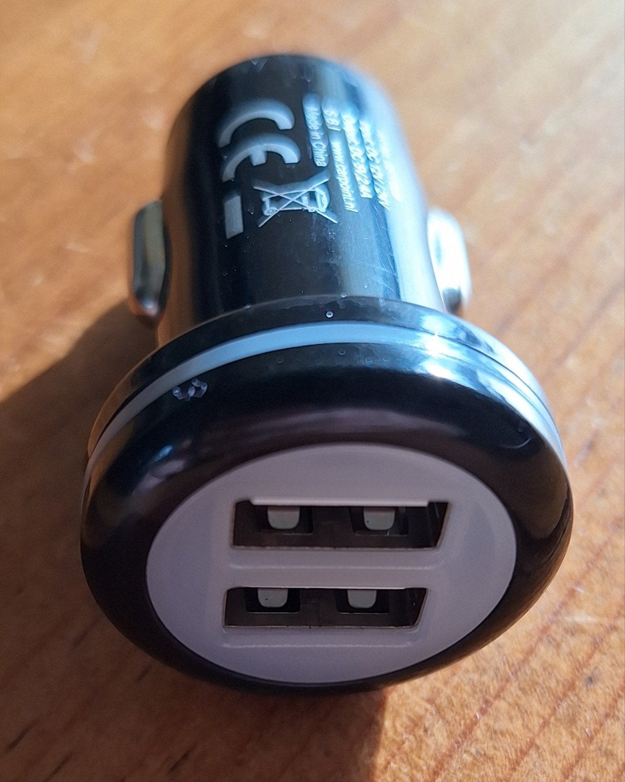 Dubbele USB autolader, Ophalen of Verzenden, Zo goed als nieuw