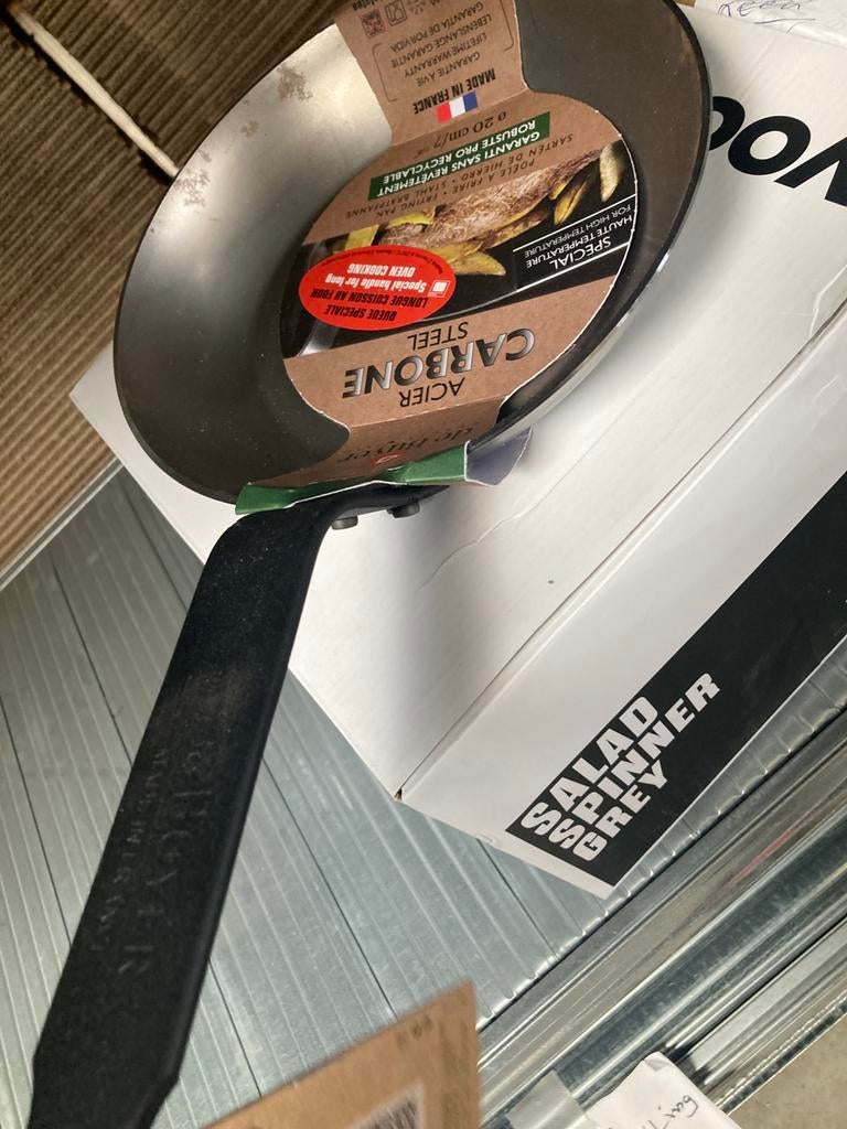 De buyer carbone koekenpannen 20 cm doorsnee, Huis en Inrichting, Keuken | Potten en Pannen, Nieuw, Ophalen of Verzenden, Koekenpan of Braadpan