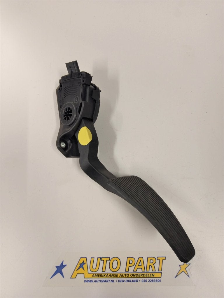 Dodge Ram 1500 2013-2016 gaspedaal, Gebruikt, PO Box 21-8004 | Auburn Hills, MI 48321-8004, Amerikaanse onderdelen, Ophalen of Verzenden
